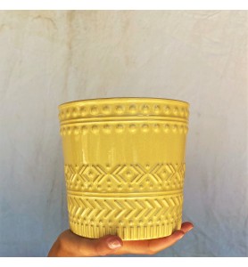 macetero relieve amarillo
